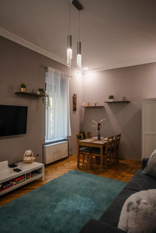 Jacks'S Home Apartman - Free Parking Печ Экстерьер фото