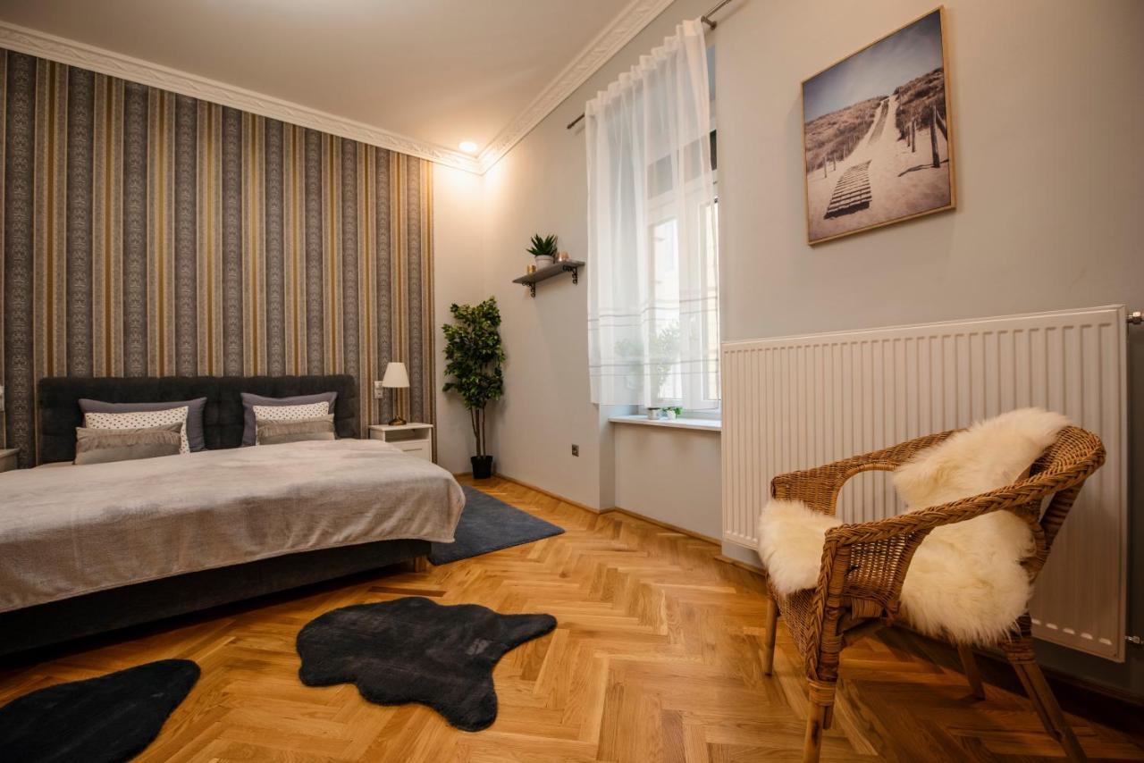 Jacks'S Home Apartman - Free Parking Печ Экстерьер фото
